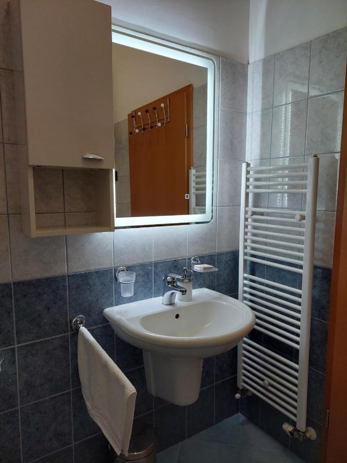 Studio Apartman Kiara Zadar Exterior foto